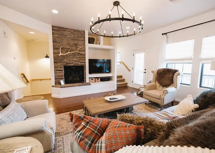 Apartment Cozy Townhouse, Walk To Breweries