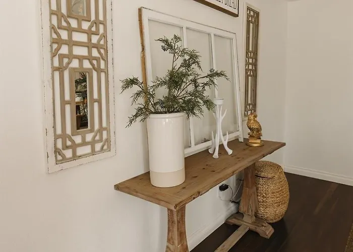 Cozy Townhouse, Walk To Breweries *