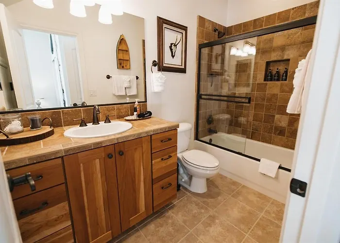 Apartment Cozy Townhouse, Walk To Breweries